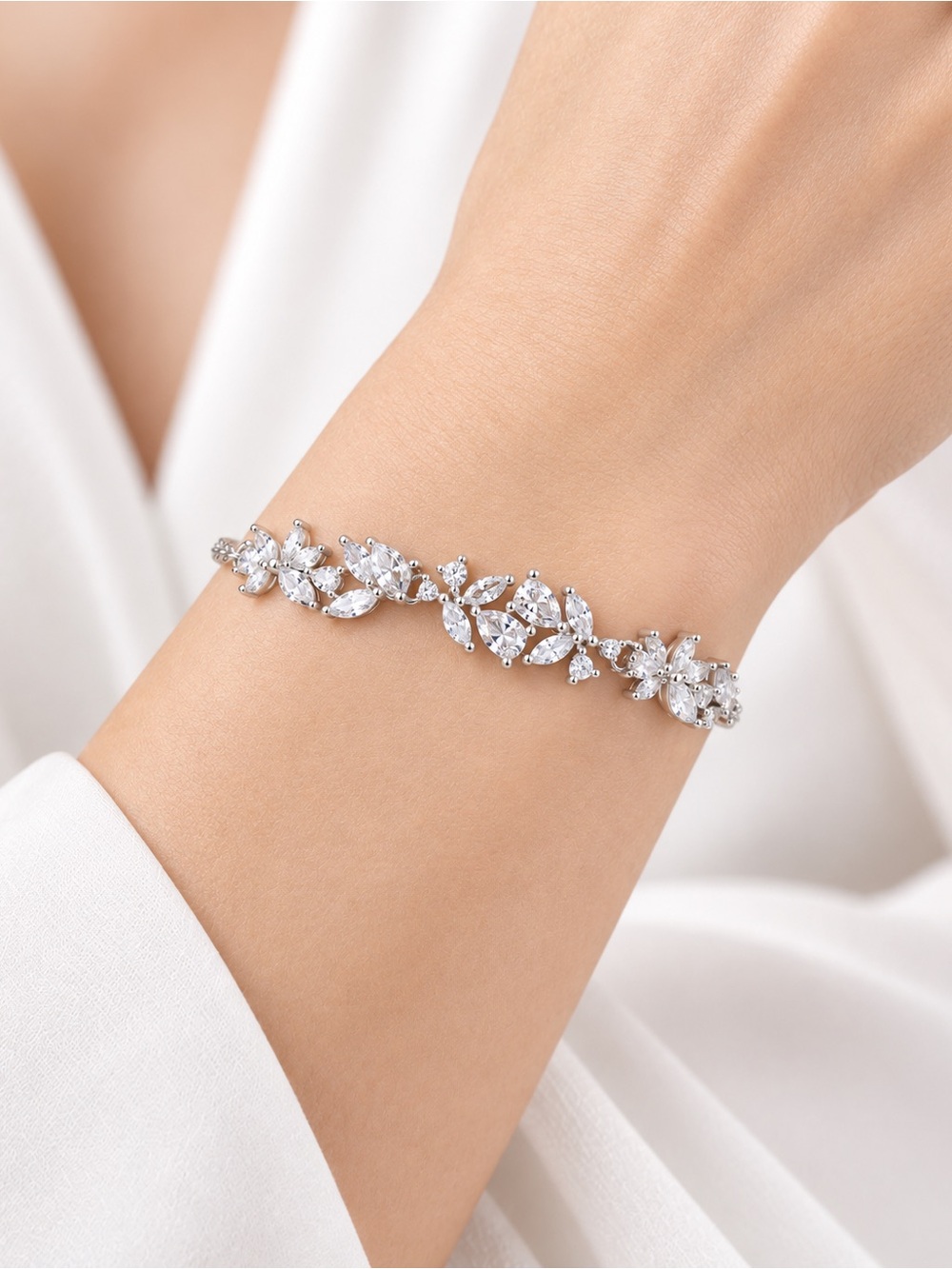 Sterling Silver Cubic zirconia vine bracelet NWOT